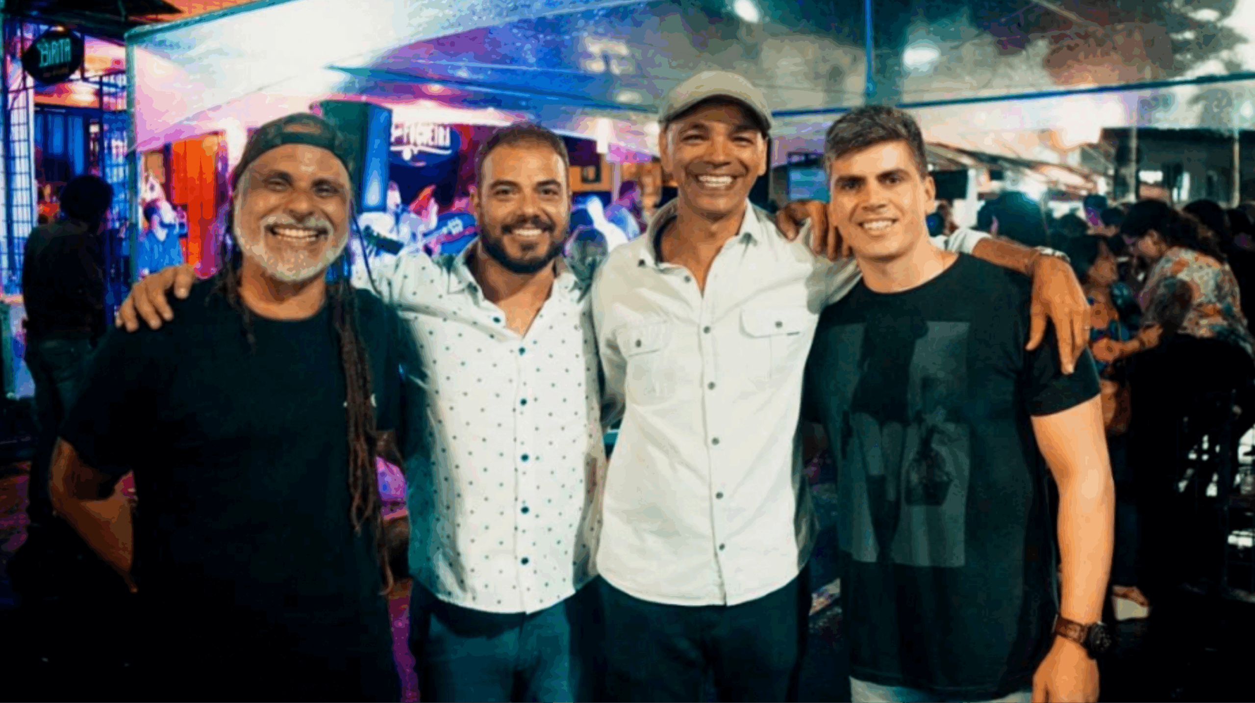 FESTIVAL SESI SOM CELEBRA 25 ANOS DO TEATRO DO SESI COM JAVA ROOTS