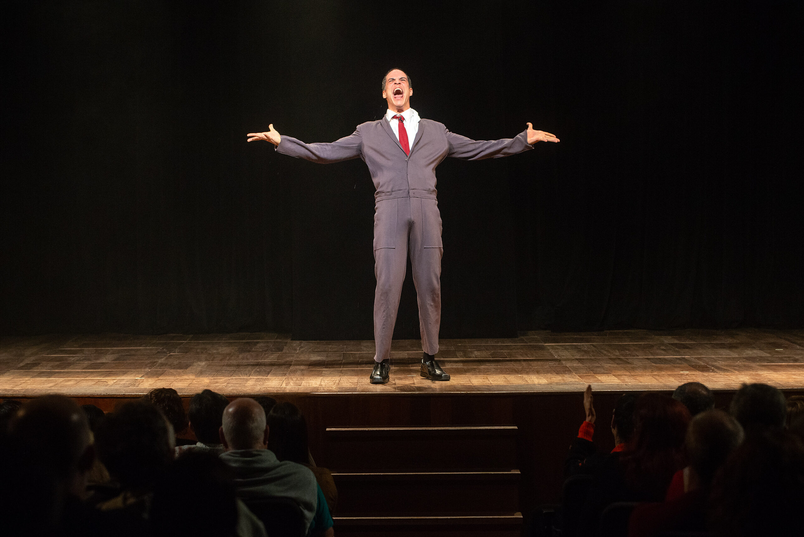 Ministério da Cultura apresenta: “O Figurante” com Mateus Solano