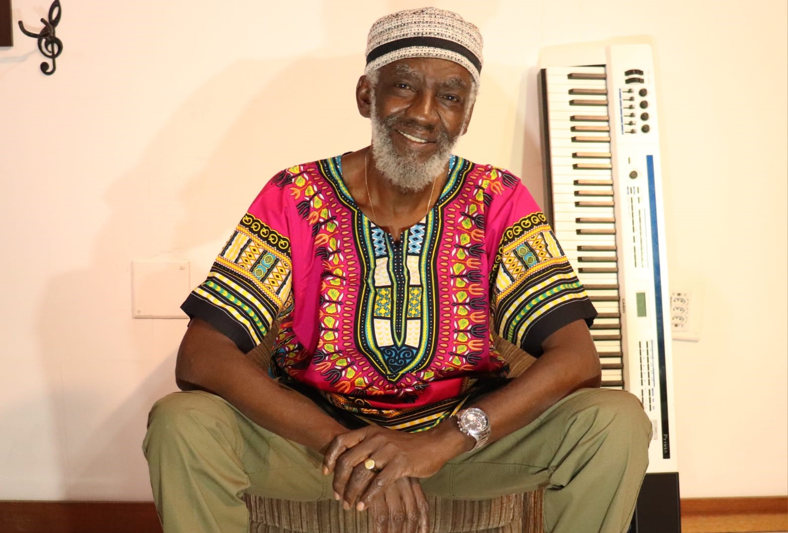 Lendário tecladista dos Paralamas do Sucesso, João Fera lançará livro e fará show em Vitória